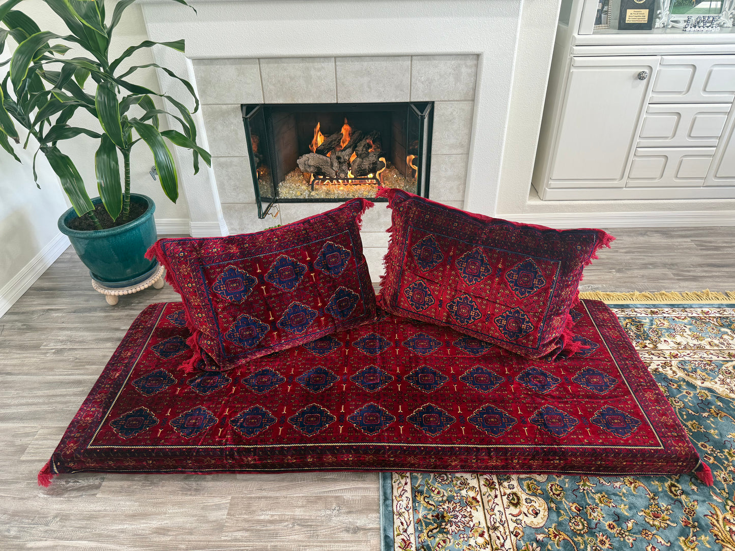 Original Red Toshak